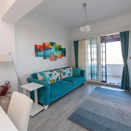 Colorful House With Magnificent Sea View Near Beach In Вилла *